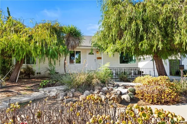 4410 Rosada Street photo 2