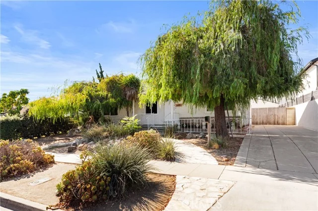 4410 Rosada Street photo 4