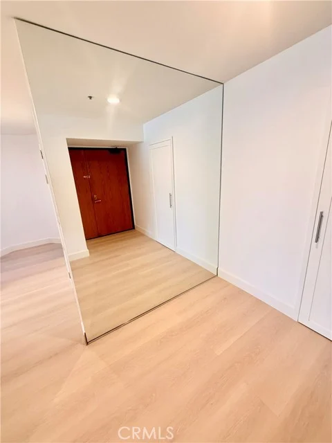 1310 E Ocean #407 photo 3