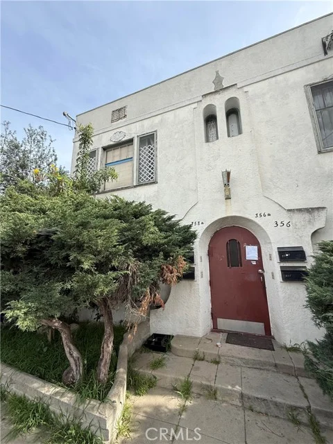 356 Laveta, Los Angeles