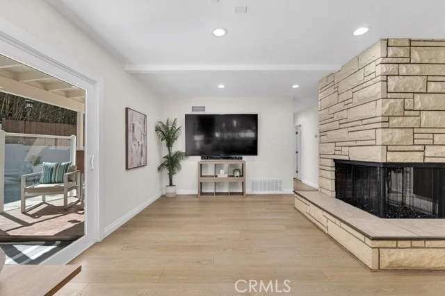 4300 Pampas Road photo 4