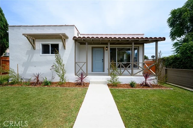 12126 Ainsworth St, Los Angeles