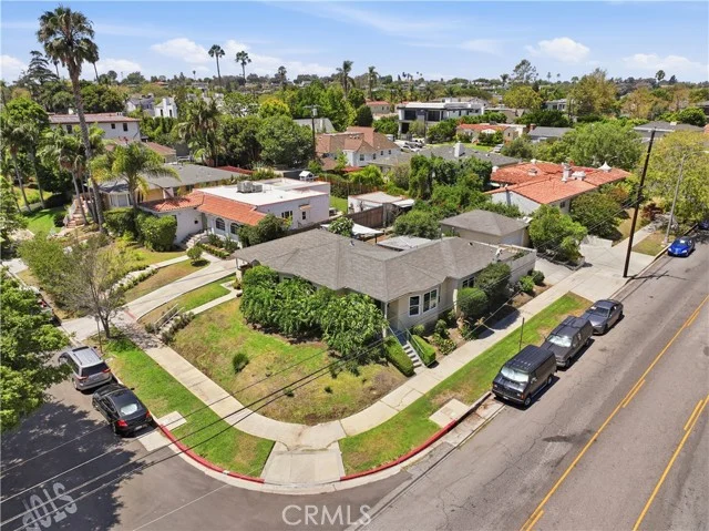 9056 Airdrome Street, Los Angeles