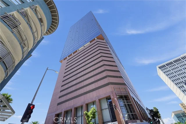 1100 Wilshire Boulevard #2207, Los Angeles
