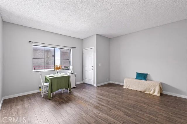 730 W 4th Street #308 photo 3