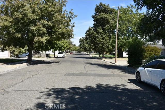 1291 Spruce photo 5
