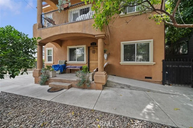 2516 Elsinore Street photo 2