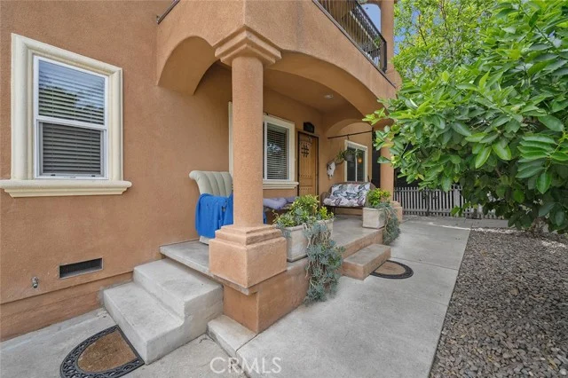2516 Elsinore Street photo 3