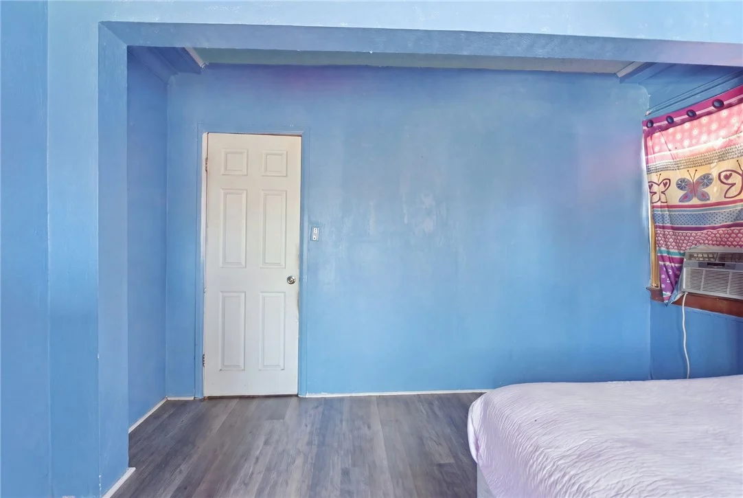 146 W Vernon photo 4
