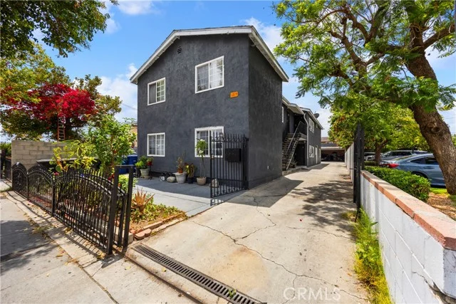 1219 S Downey photo 1