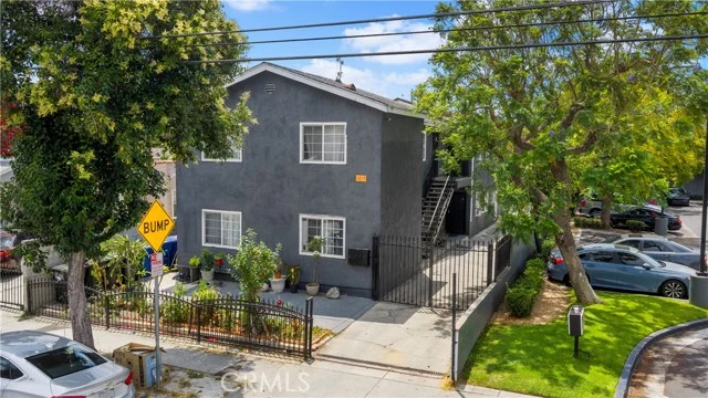 1219 S Downey photo 2