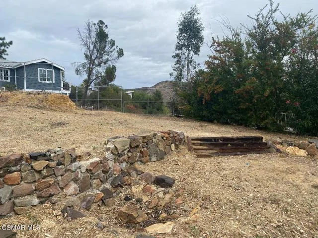 2411 Highpoint Drive photo 4
