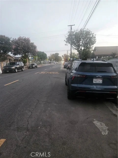 949 S Ford Boulevard photo 2