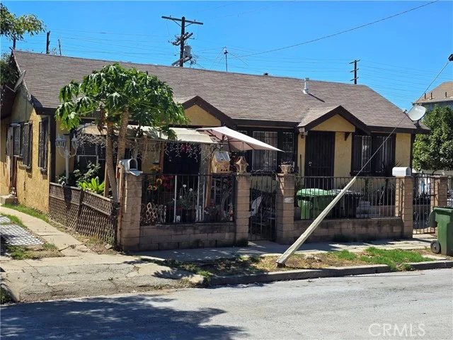 634 Romulo Street photo 2
