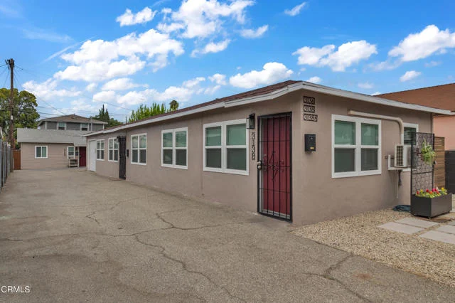 3138 Casitas Avenue photo 3
