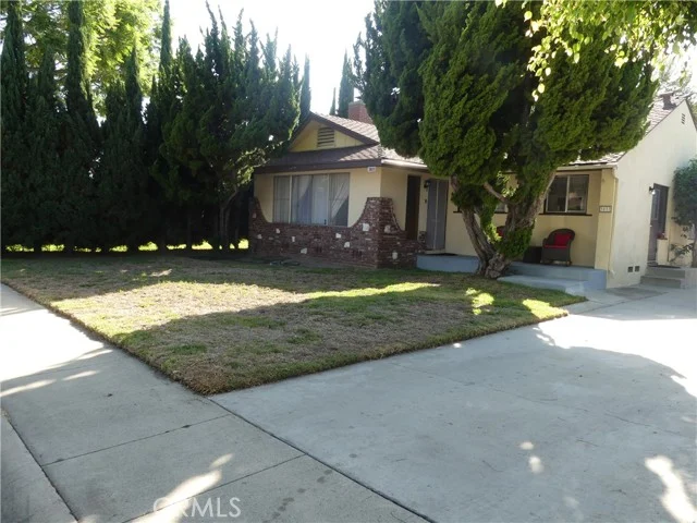 3837 Albury photo 2