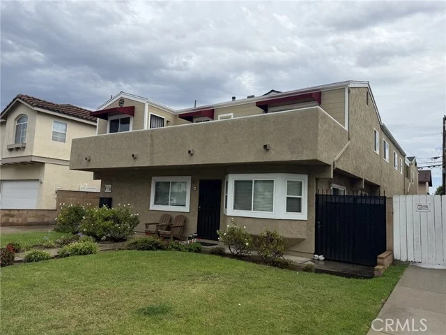 1814 Martina Ave photo 3