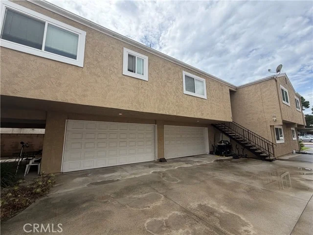 1814 Martina Ave photo 5