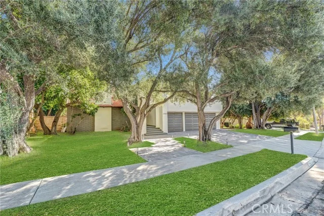 27064 Esward Drive photo 3