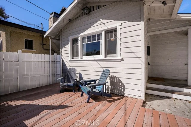 3105 S Denison Avenue photo 3
