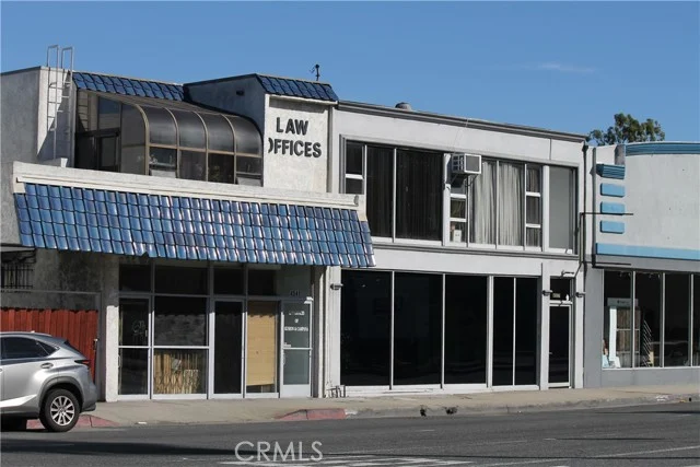 4541 Artesia photo 3