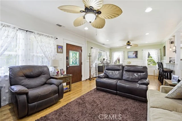 1717 Phillips Way photo 4