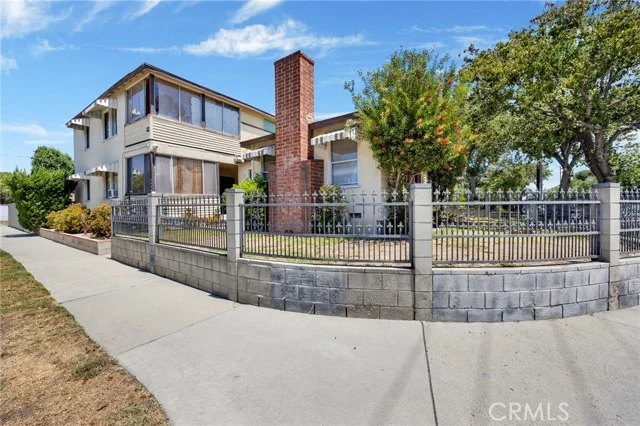 12759 Oxnard, North Hollywood