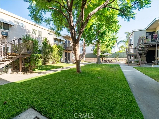 7129 Coldwater Canyon #8 photo 5