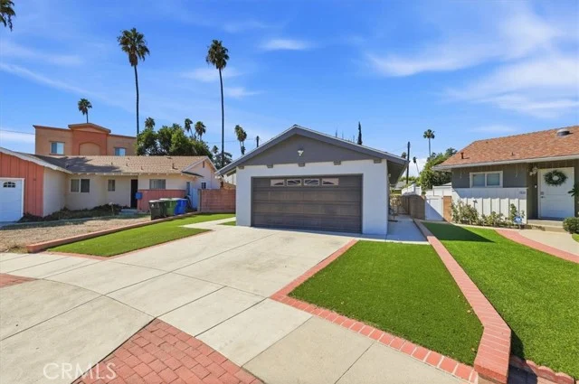 7227 Whitaker Avenue photo 3