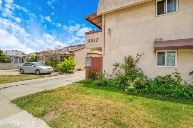 4932 Lennox photo 5