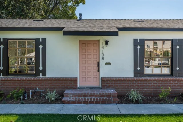 14138 Archwood photo 2