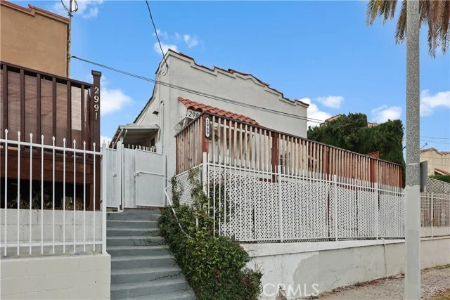 2989 W 12th Street photo 5