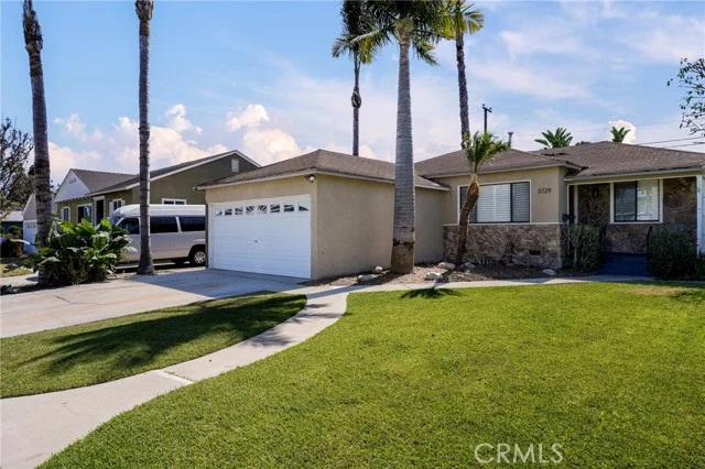 3729 Mcnab photo 2