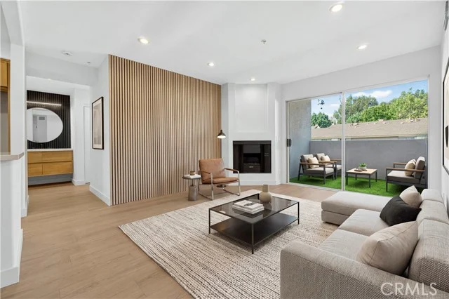 15455 Sherman, Van Nuys