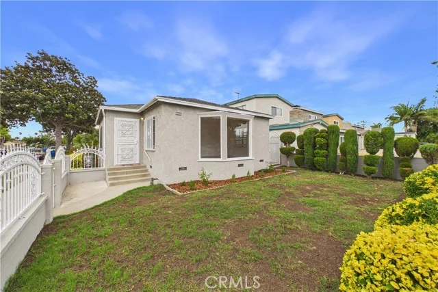 741 W Hill photo 3