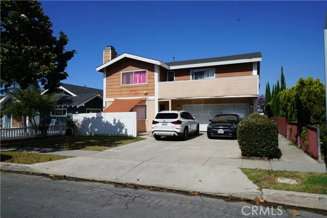 1735 Orizaba Avenue photo 1
