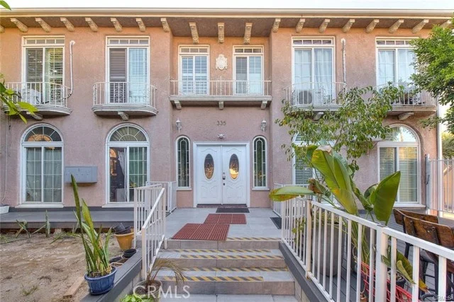 335 N Mariposa Avenue, Los Angeles