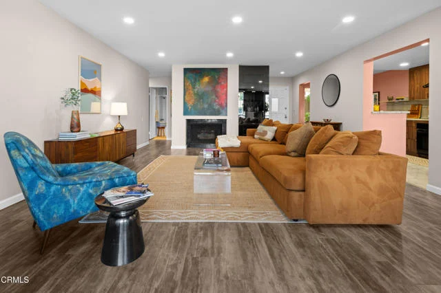 225 Hermosa Avenue #102 photo 3