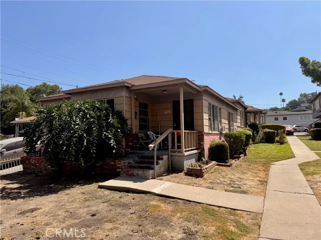 2472 N Eastern photo 3