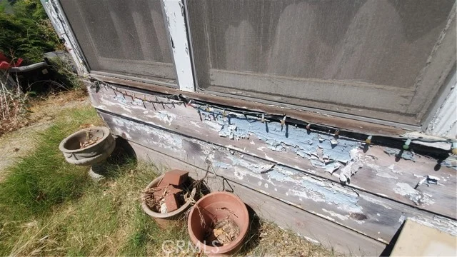 7347 De Soto photo 2