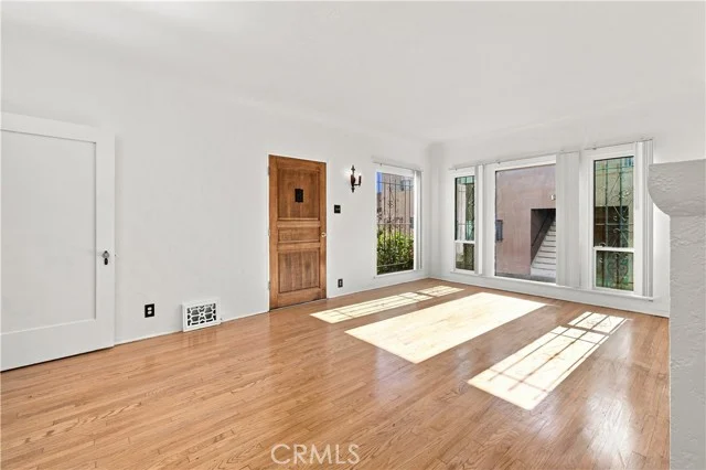 3121 E 5th Street photo 5