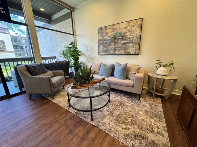 5104 Marina Pacifica Drive S, Long Beach