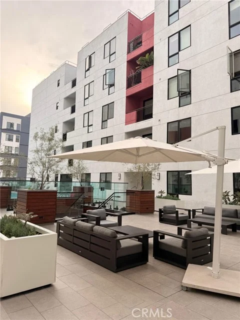 1234 Wilshire #233 photo 4