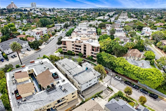 1975 S Beverly Glen photo 5