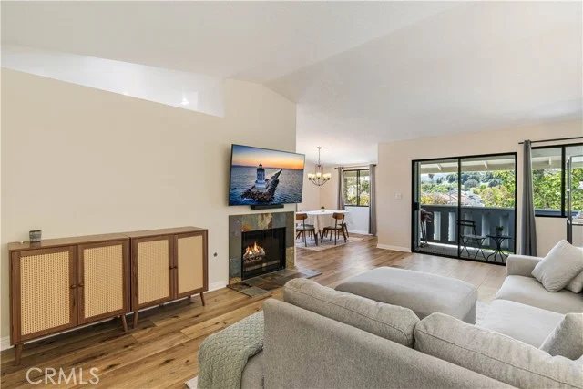 29123 Thousand Oaks Blvd #C photo 2