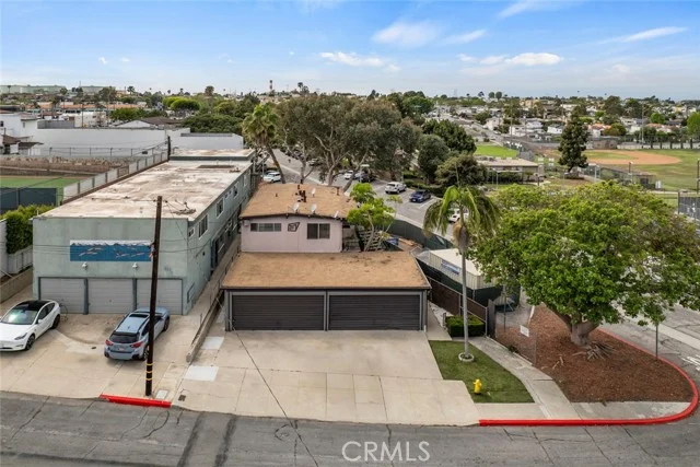 317 Sheldon photo 2