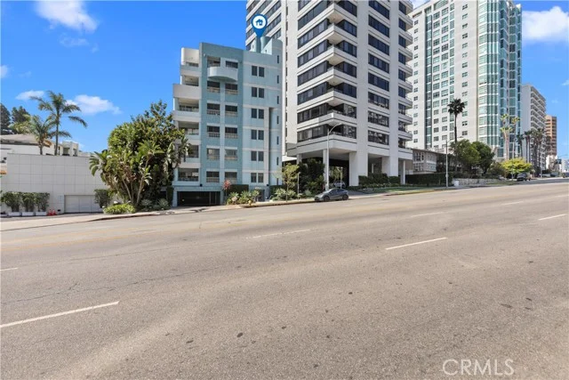 10336 Wilshire #703, Los Angeles