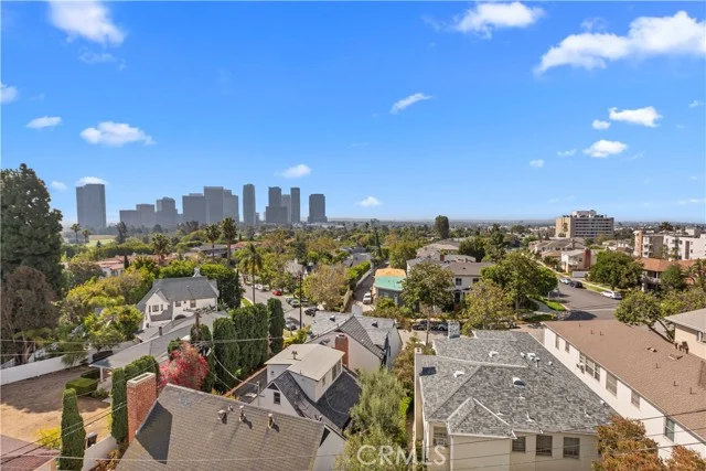 10336 Wilshire #703 photo 4