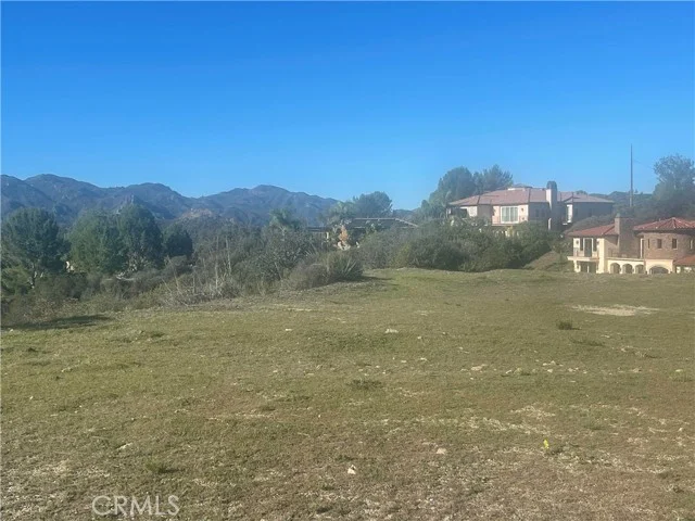 25066 Mulholland Hwy photo 2