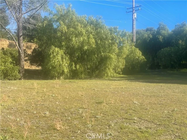 25066 Mulholland Hwy photo 4